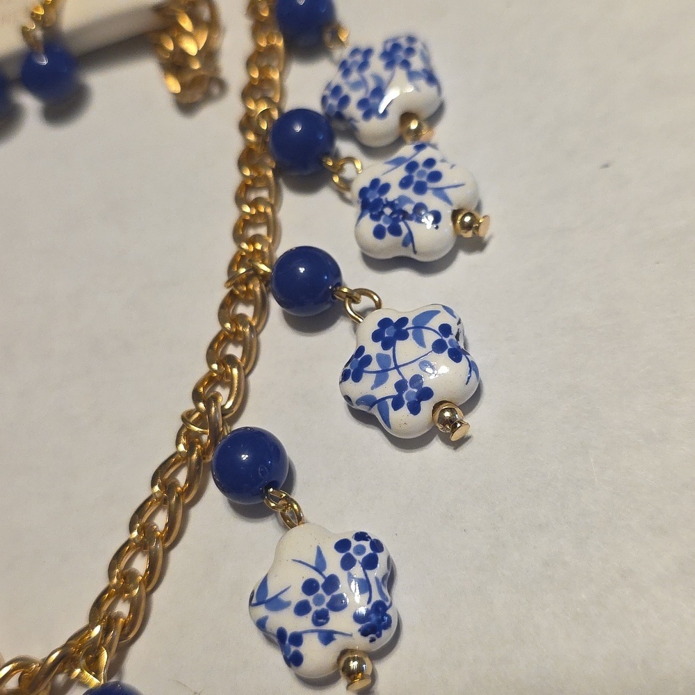 Gold and Blue Floral Necklace - Picture 4 of 16
